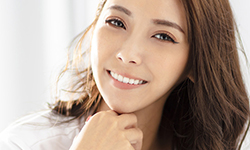 クリスタル・ホワイト